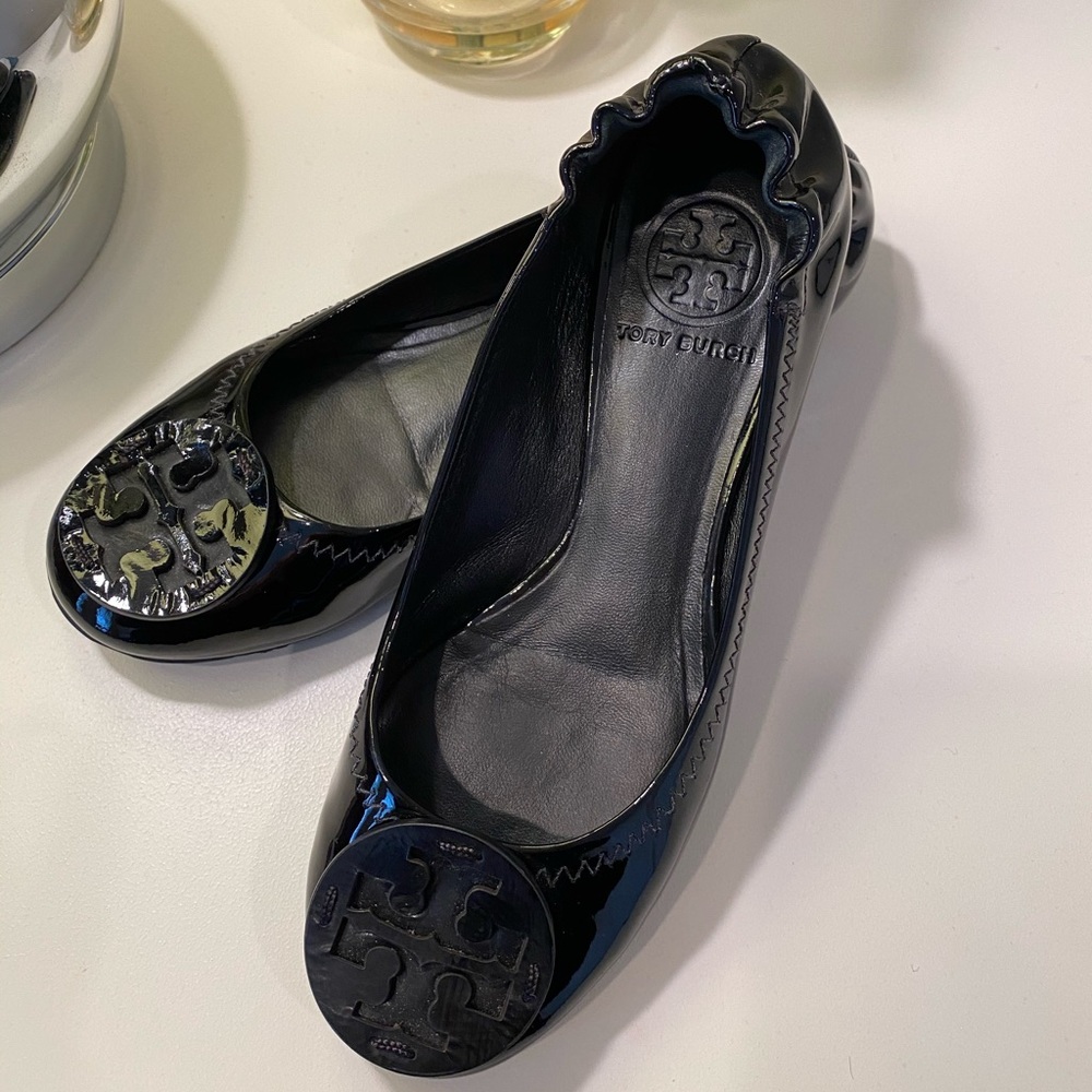 Tory Burch Black Patent Leather Reva Ballet Flat